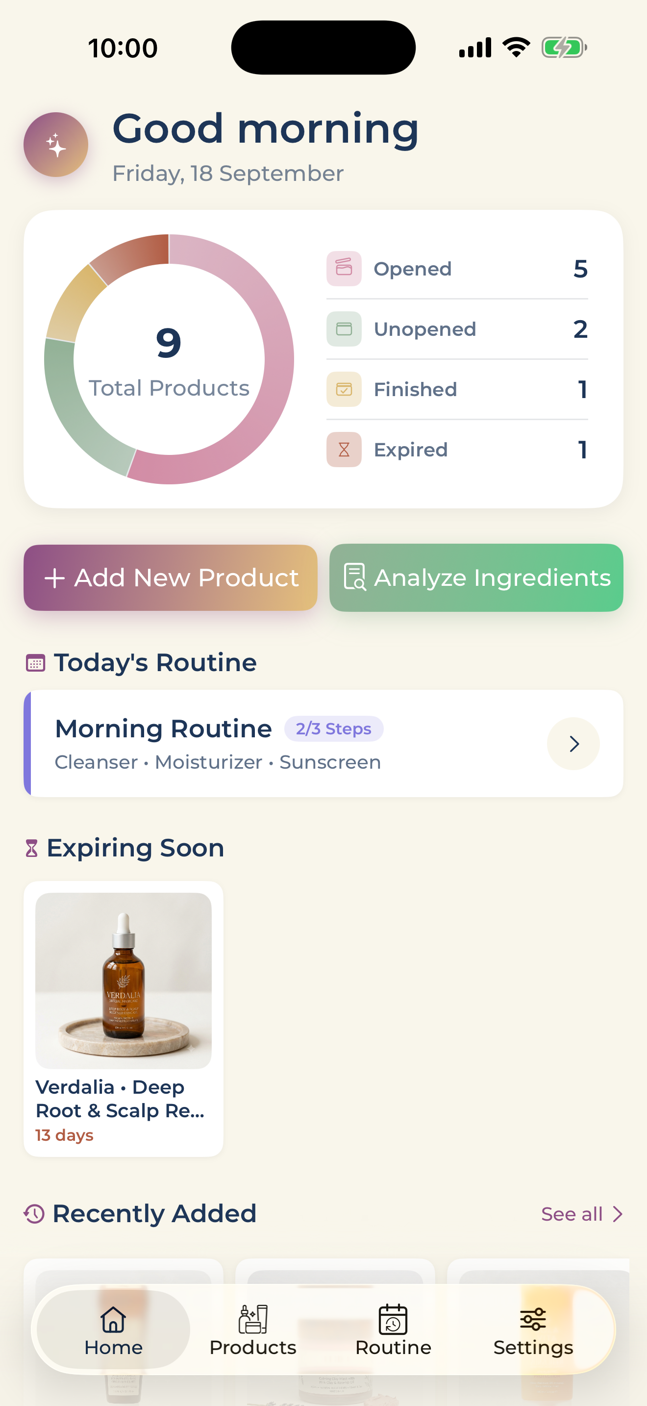 Kozu home screen: 9 products, opened/unopened/finished/expired breakdown, today's routine and a product expiring soon